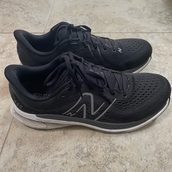 New Balance Other - New Balance Fresh Foam X 860 v13 in Black. Size 10.5